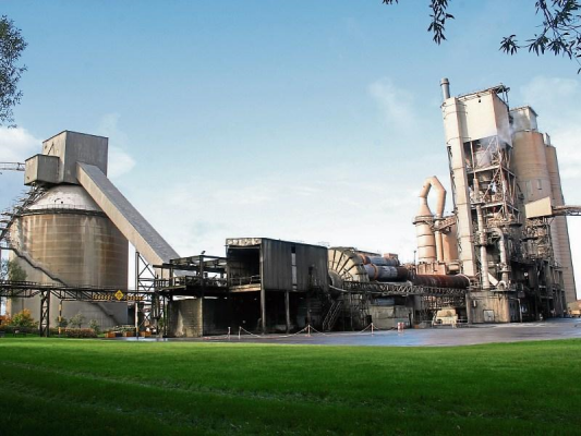 gn4 dat 17805021.jpg irish cement limerick hearing shannon estuary could become cesspool for dirty industry